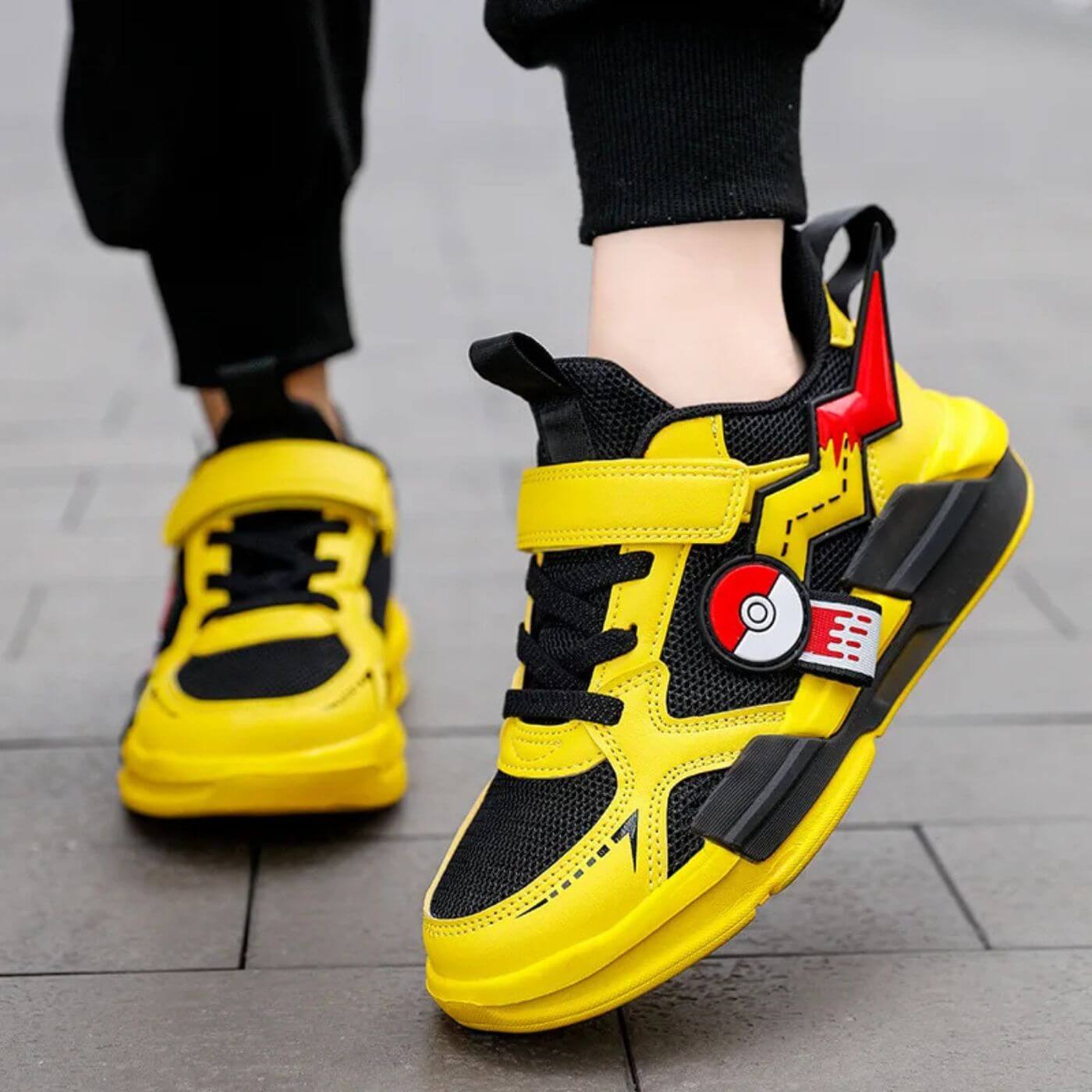 PokéKicks™ - Limitierte Pikachu-Kinderschuhe